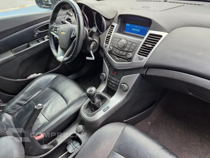 CRUZE 1.8 LT 16V FLEX 4P MANUAL