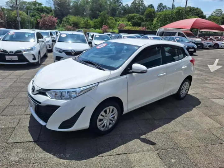 YARIS 1.3 16V FLEX XL LIVE MULTIDRIVE