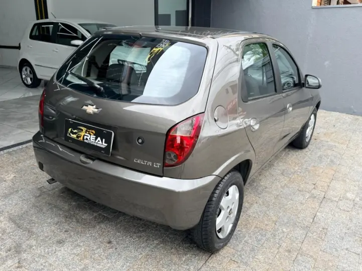 CELTA 1.0 MPFI LT 8V