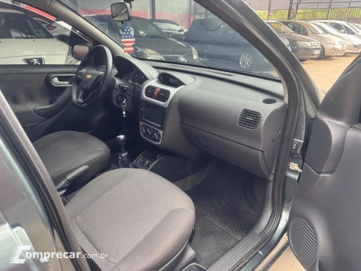 Corsa Hatch 1.4 4P PREMIUM FLEX