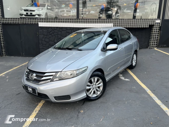 CITY Sedan LX 1.5 Flex 16V 4p Aut.
