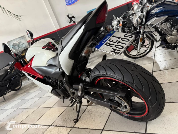 CBR 600F