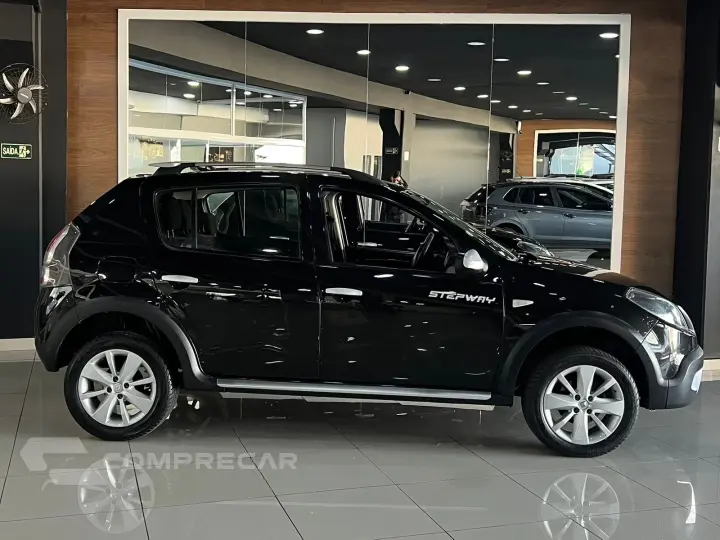 SANDERO 1.6 STEPWAY 8V FLEX 4P MANUAL