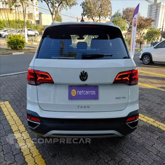 TAOS 1.4 250 TSI TOTAL FLEX HIGHLINE AUTOMÁTICO