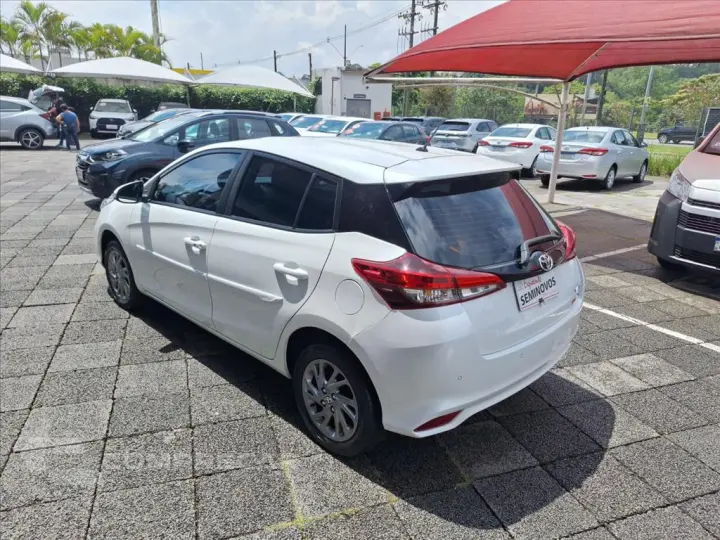 YARIS 1.5 16V FLEX XS CONNECT MULTIDRIVE