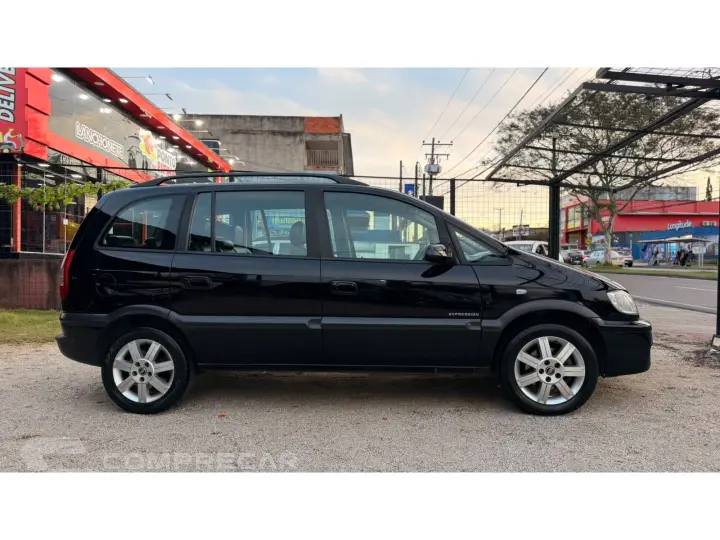 ZAFIRA 2.0 MPFI EXPRESSION 8V FLEX 4P AUTOMÁTICO