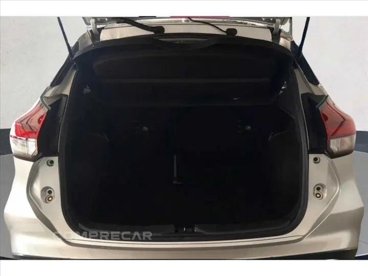 KICKS PLAY 1.6 16V FLEXSTART SENSE XTRONIC