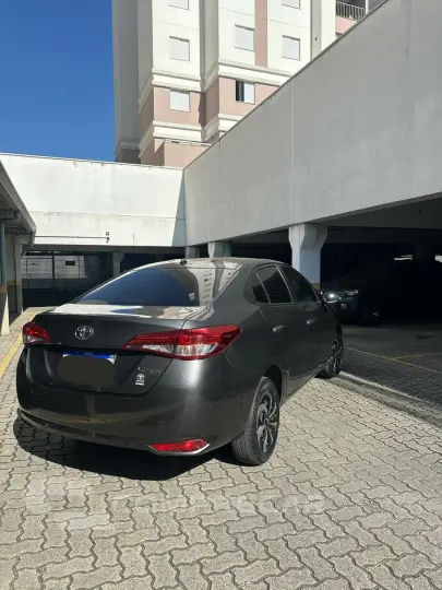 Yaris Sedan XL 1.5 Flex Automático