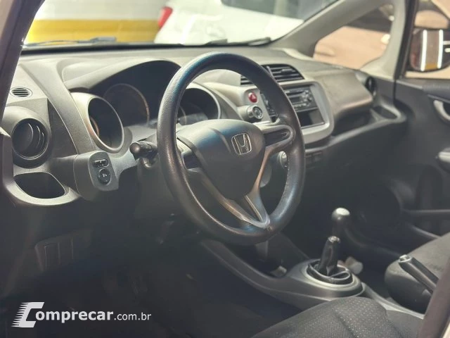 FIT - 1.4 LXL 16V 4P MANUAL