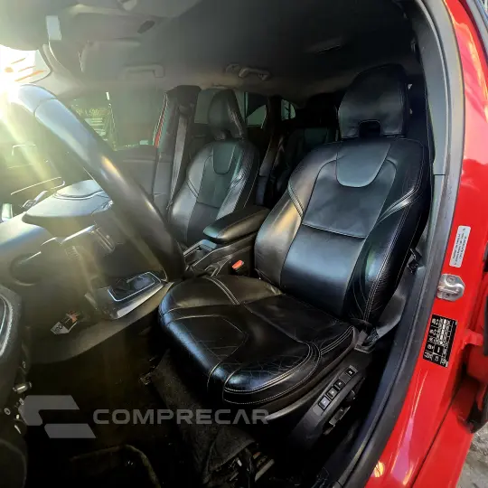 V40