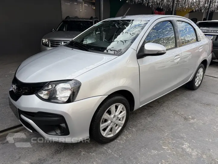 ETIOS 1.5 X PLUS SEDAN 16V FLEX 4P MANUAL