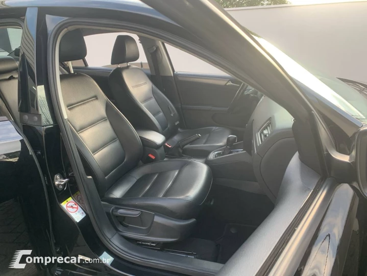JETTA Comfortline 1.4 TSI 16V 4p Aut.