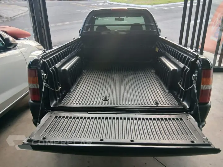Courier 1.6 L/ 1.6 Flex