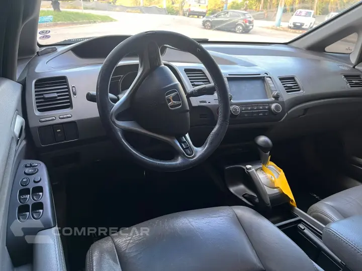 CIVIC 1.8 LXL 16V