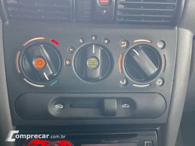CLASSIC - 1.0 MPFI LS 8V 4P MANUAL