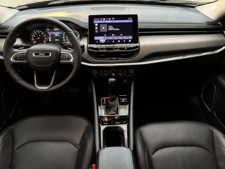 COMPASS 1.3 T270 TURBO FLEX LONGITUDE AT6