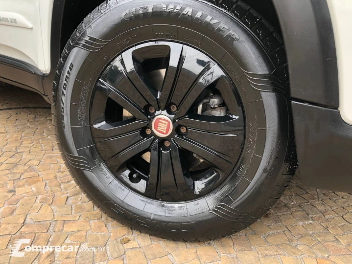 Toro 1.8 16V Evo Flex Freedom At6