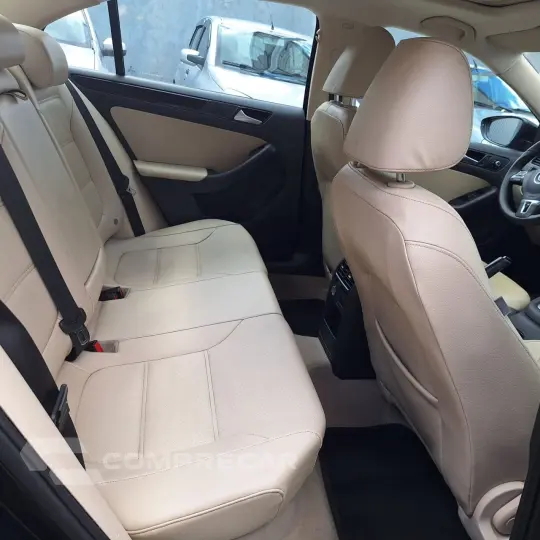 Jetta 2.0 4P FLEX COMFORTLINE TIPTRONIC AUTOMÁTICO