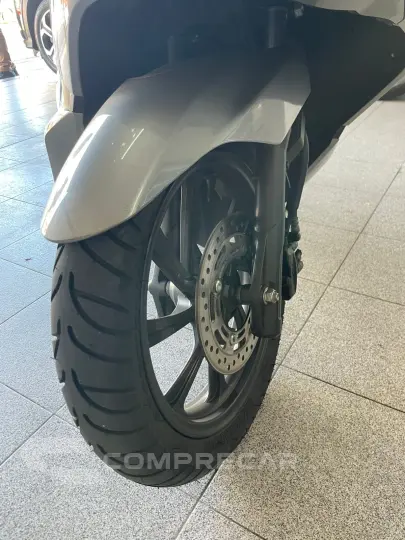 PCX 150 DLX