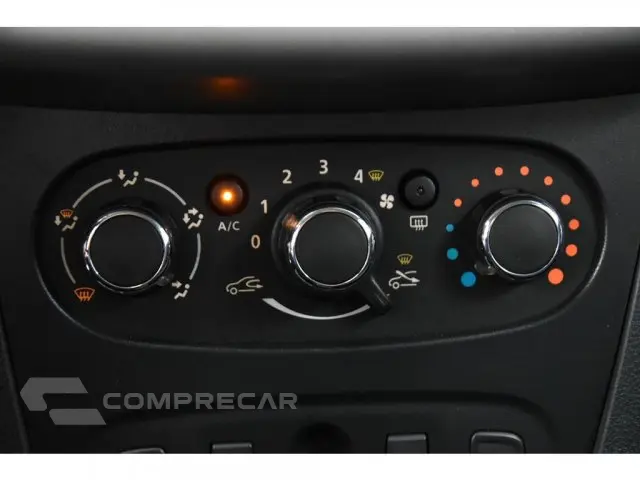 SANDERO - 1.6 16V SCE EXPRESSION MANUAL