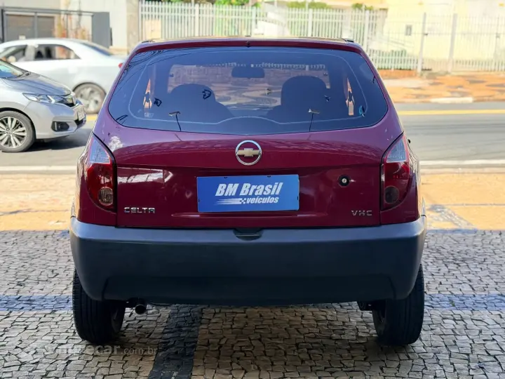 CELTA 1.0 MPFI Life 8V