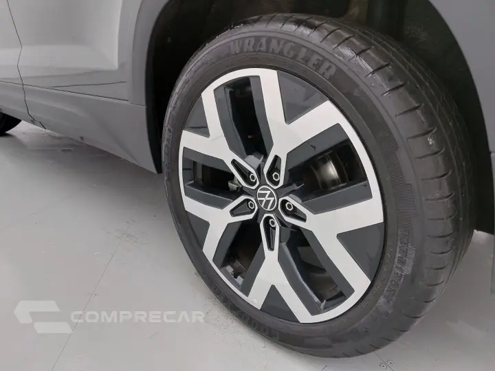 TAOS 1.4 250 TSI TOTAL FLEX HIGHLINE AUTOMÁTICO
