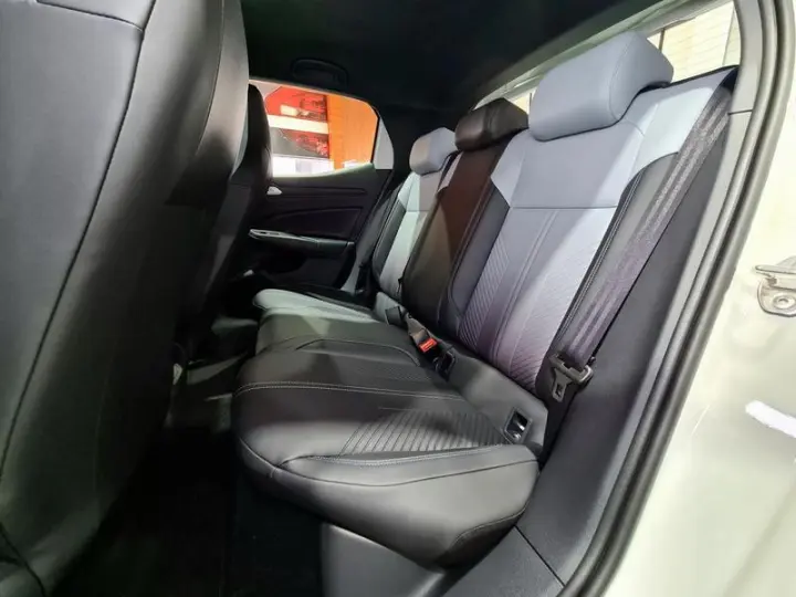 TERA HIGH 1.0 170 TSI FLEX 5P AUT.