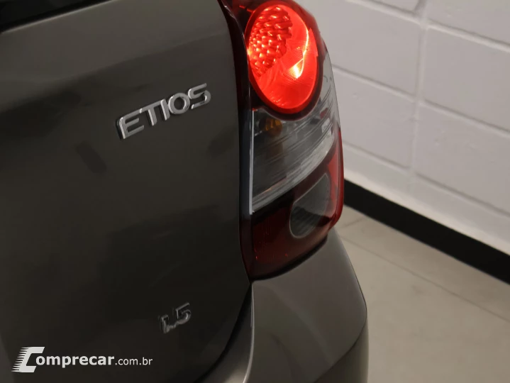 ETIOS 1.5 X Plus 16V