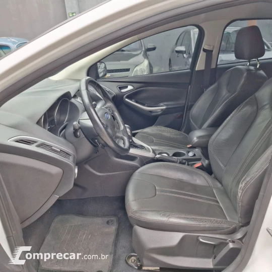 Focus Hatch 1.6 16V 4P FLEX SE POWERSHIFT AUTOMÁTICO