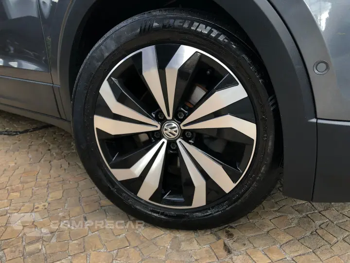 T-Cross 1.4 250 Tsi Total Flex Highline Automático