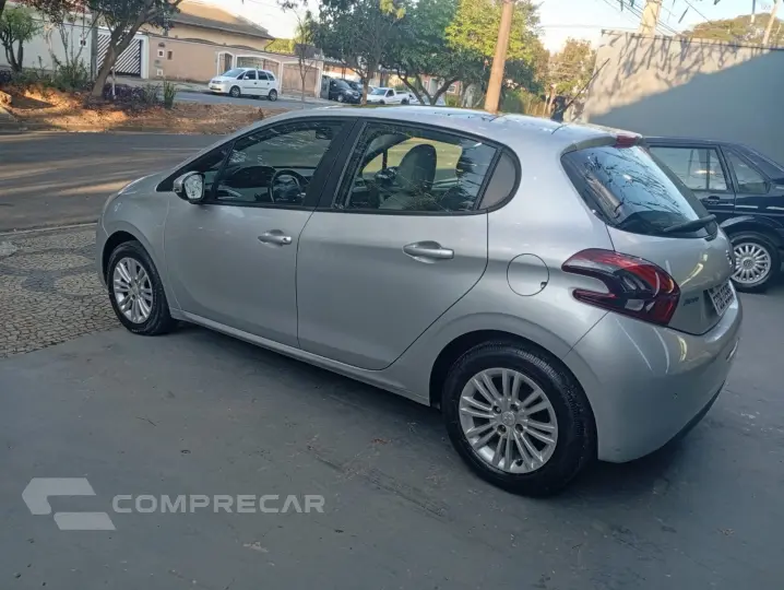 208 1.2 Allure 12V