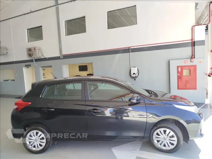 YARIS 1.5 16V XL