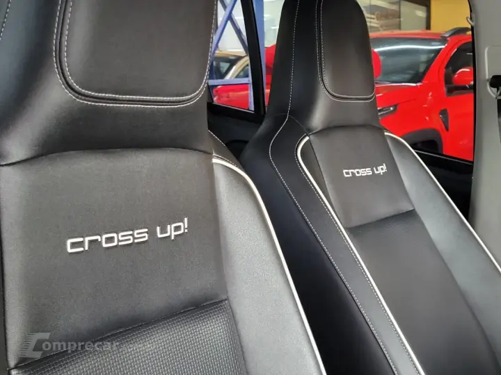 up! cross 1.0 TSI Total Flex 12V 5p