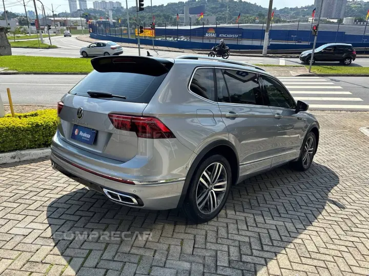 TIGUAN Allspac R-Line 300 TSI 2.0