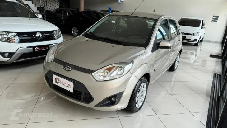 FIESTA 1.6 MPI Class Hatch 8V