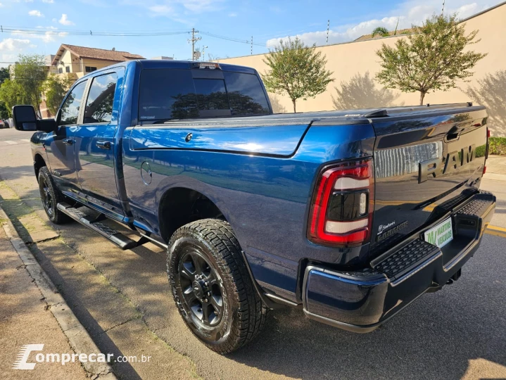 2500 6.7 I6 Turbo Laramie CD 4X4