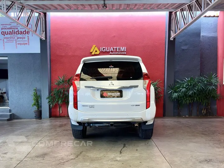 PAJERO SPORT 2.4 16V MIVEC TURBO DIESEL HPE AWD AUTOMÁTICO