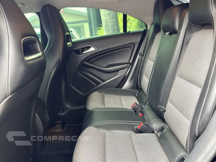 CLA 180 1.6 CGI GASOLINA 7G-DCT