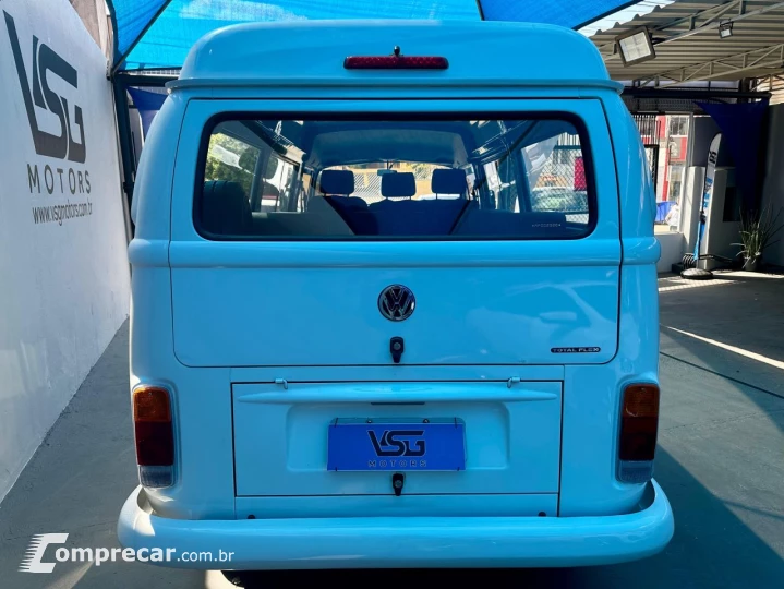 Kombi 1.4 FLEX STD 9 LUGARES