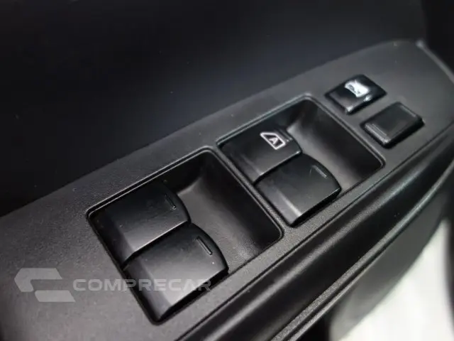 VERSA - 1.6 16V START SL 4P XTRONIC