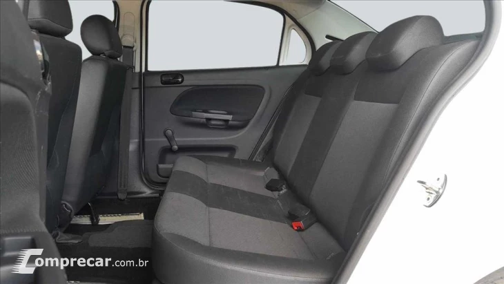 VOYAGE 1.0 12V MPI TOTALFLEX 4P MANUAL