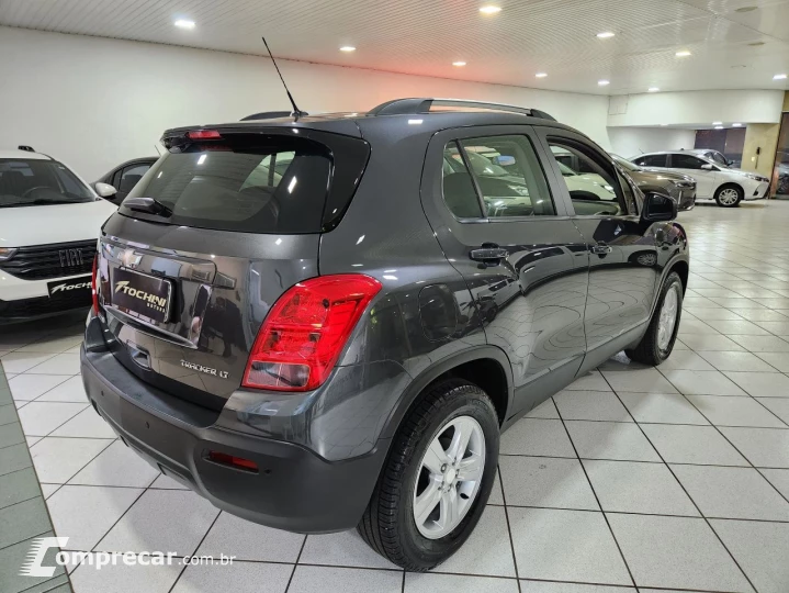 Tracker 1.8 16V 4P FLEX LT AUTOMÁTICO
