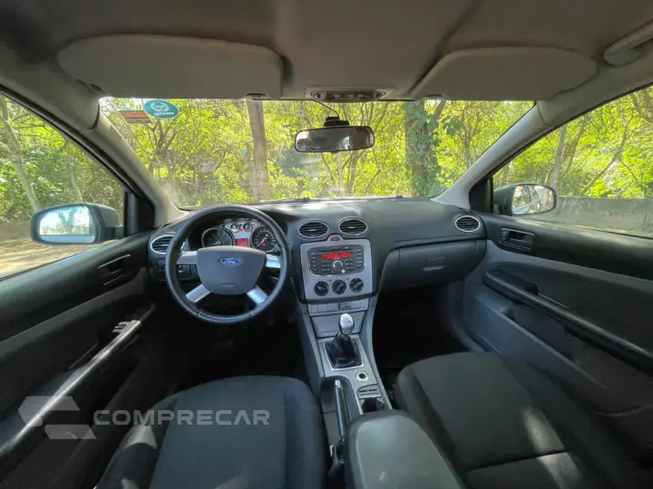 FOCUS 1.6 SE Hatch 16V