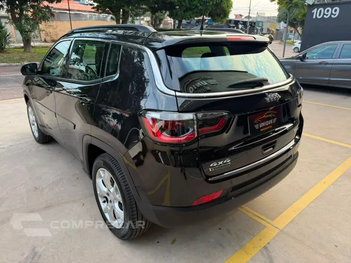 Compass 2.0 16V Diesel Longitude 4X4 Automático