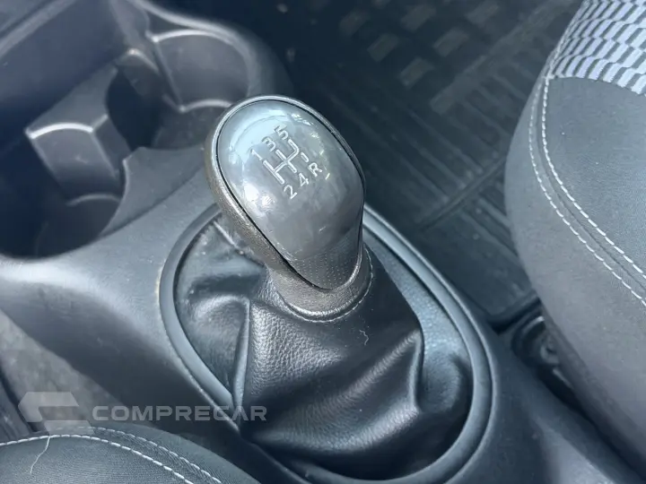 MARCH 1.6 SV 16V FLEX 4P MANUAL