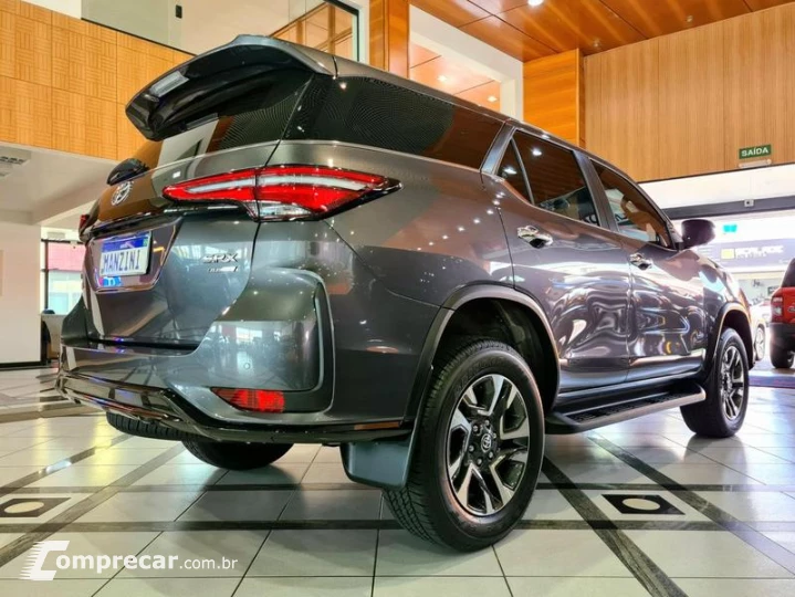 SW4 DSL 4X4 SRX PLATINUM AT 7S