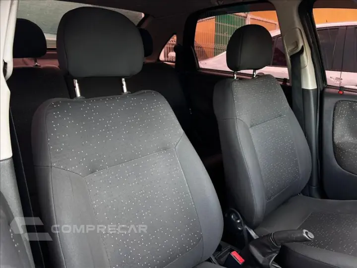 CORSA 1.4 MPFI Premium Sedan 8V