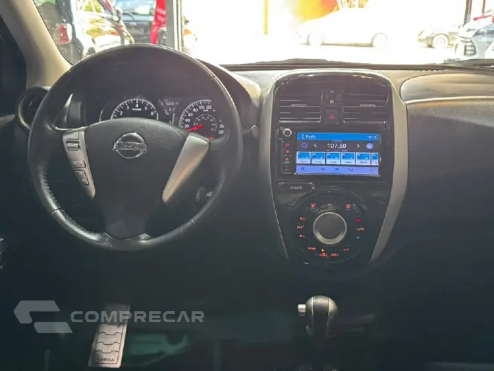 VERSA 1.6 16V DIRECT SL 4P XTRONIC