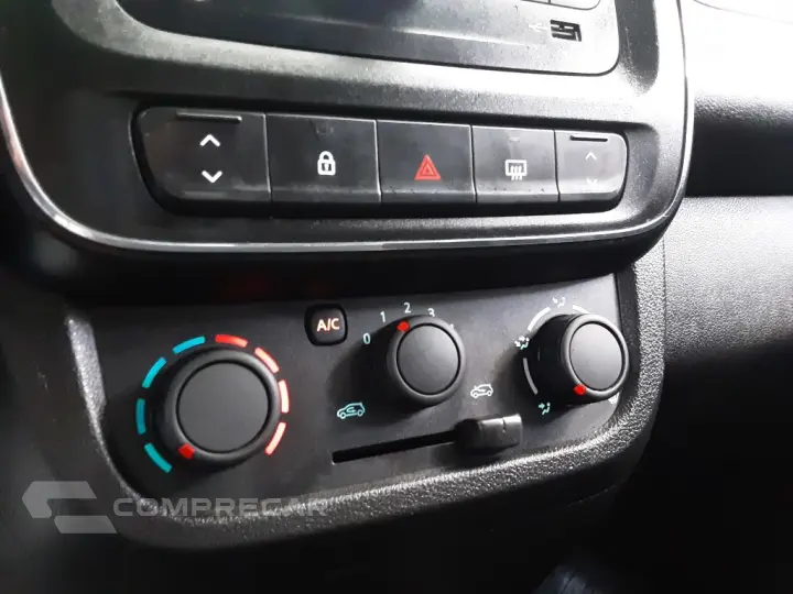 KWID 1.0 12V SCE FLEX ZEN MANUAL