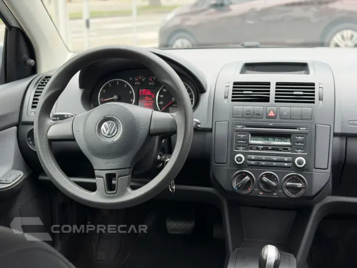 Polo Sedan I MOTION  1.6 Total Flex  4p